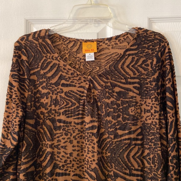 Ruby Rd Women’s Shirt size M brand new with tag length 26” bust 36” - Picture 2 of 12